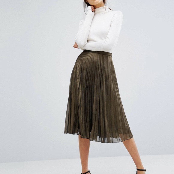 Oasis Metallic Pleated Skirt - Picture 3 of 7